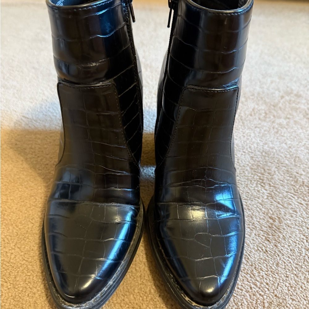 Madden Girl Black Croc-Embossed Heeled Boots